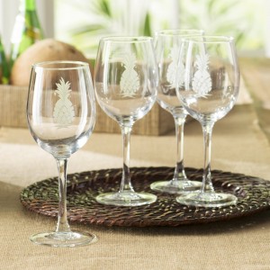 Beachcrest Home Tamsin Hand-Cut White Wine Glass BCHH9211